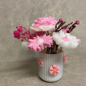 Candle Pink & White Everlasting Bouquet (Sml)